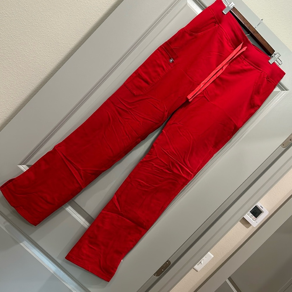 Limited Edition winning red Kade cargo
